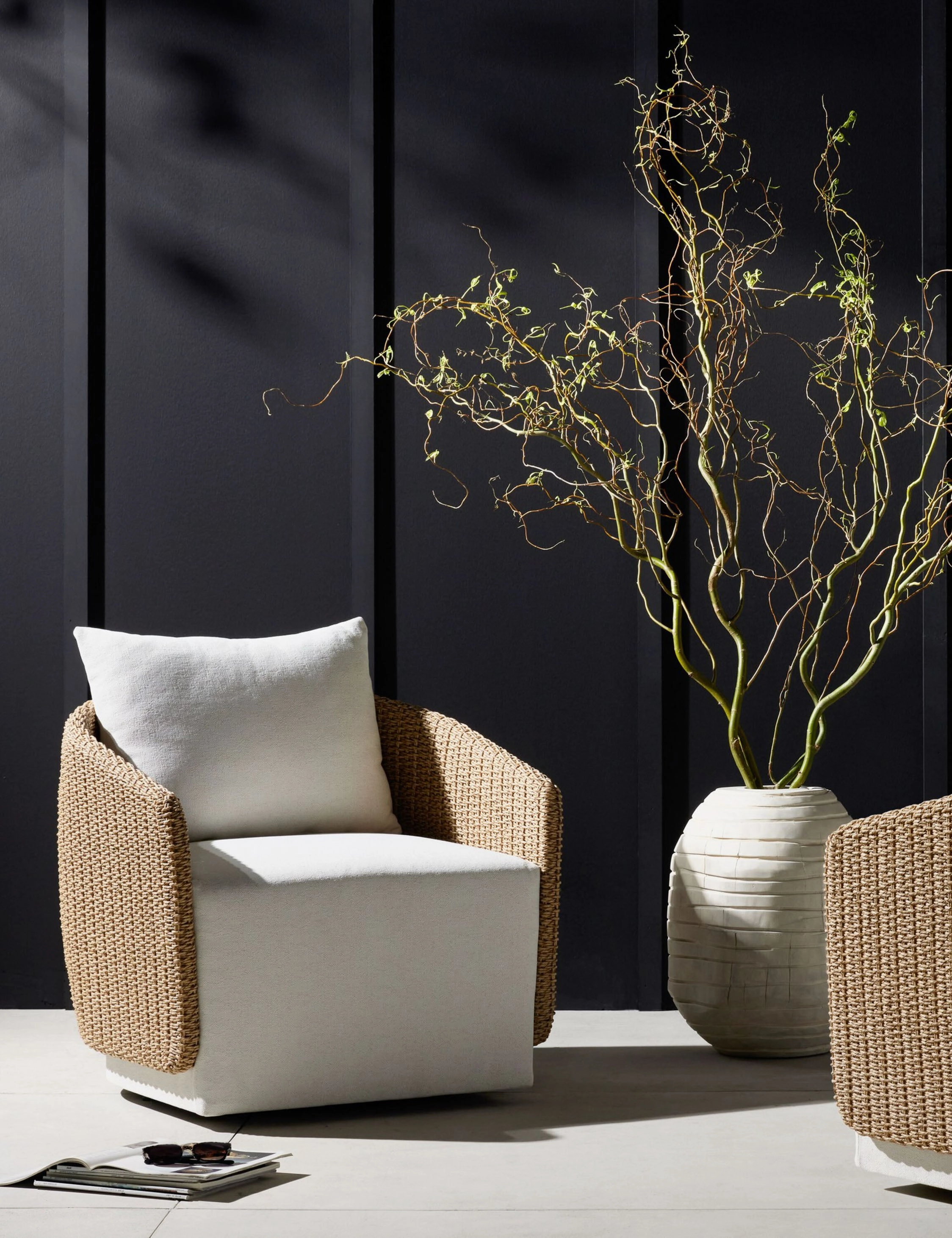 Tennille Indoor / Outdoor Swivel Chair