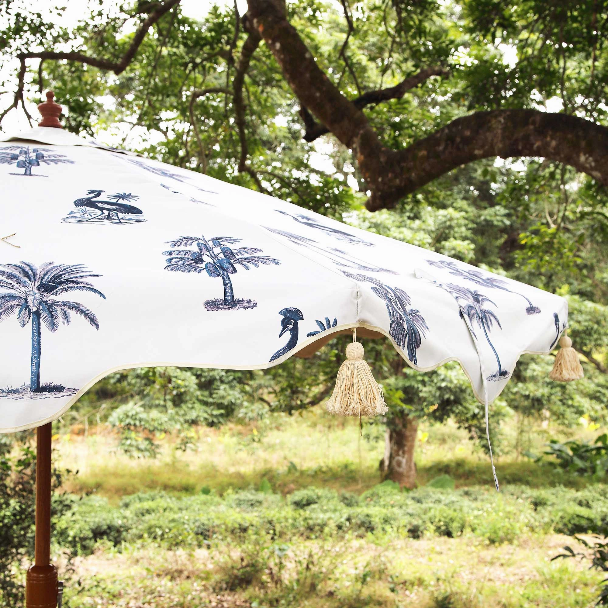 Tropical Pattern 2.6M Octagonal Tassel Parasol with Aluminium Tilt