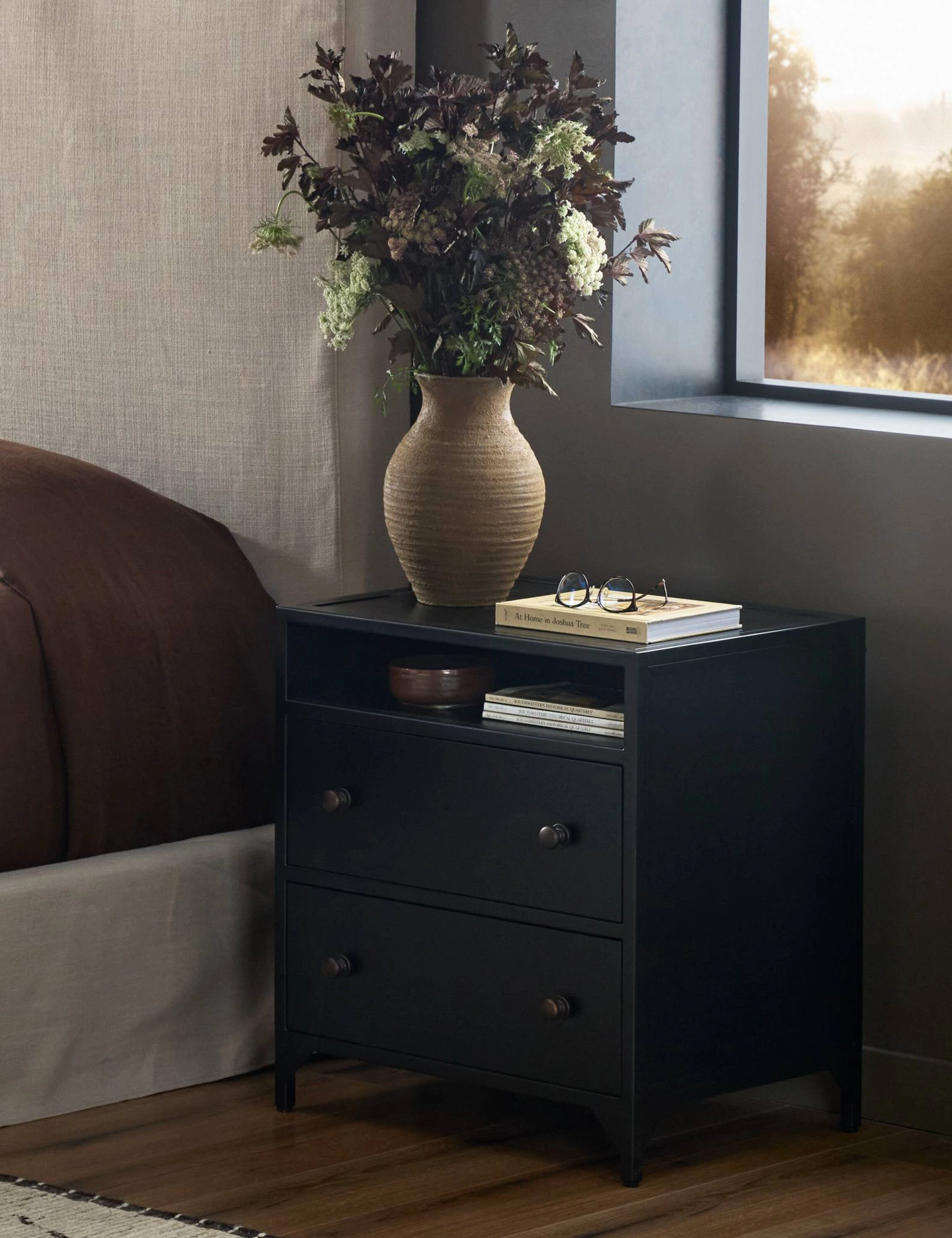Verruca 2-Drawer Nightstand