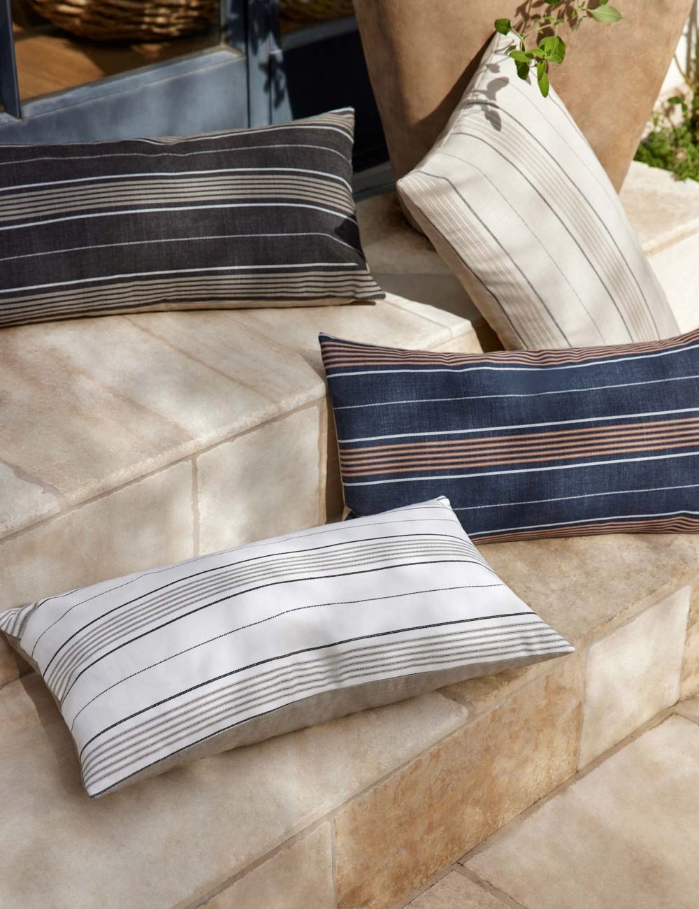 Whitehaven Indoor / Outdoor Pillow