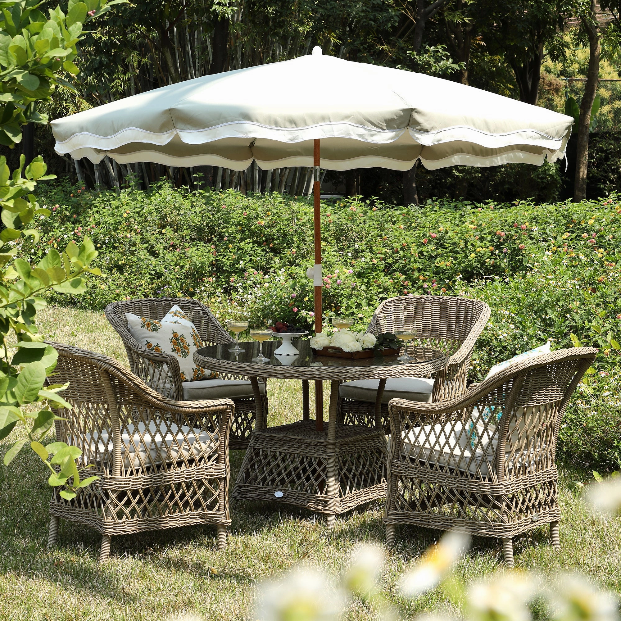 Willowbrook Lattice Weave Rattan 4-Seater Round Dining Set, Natural
