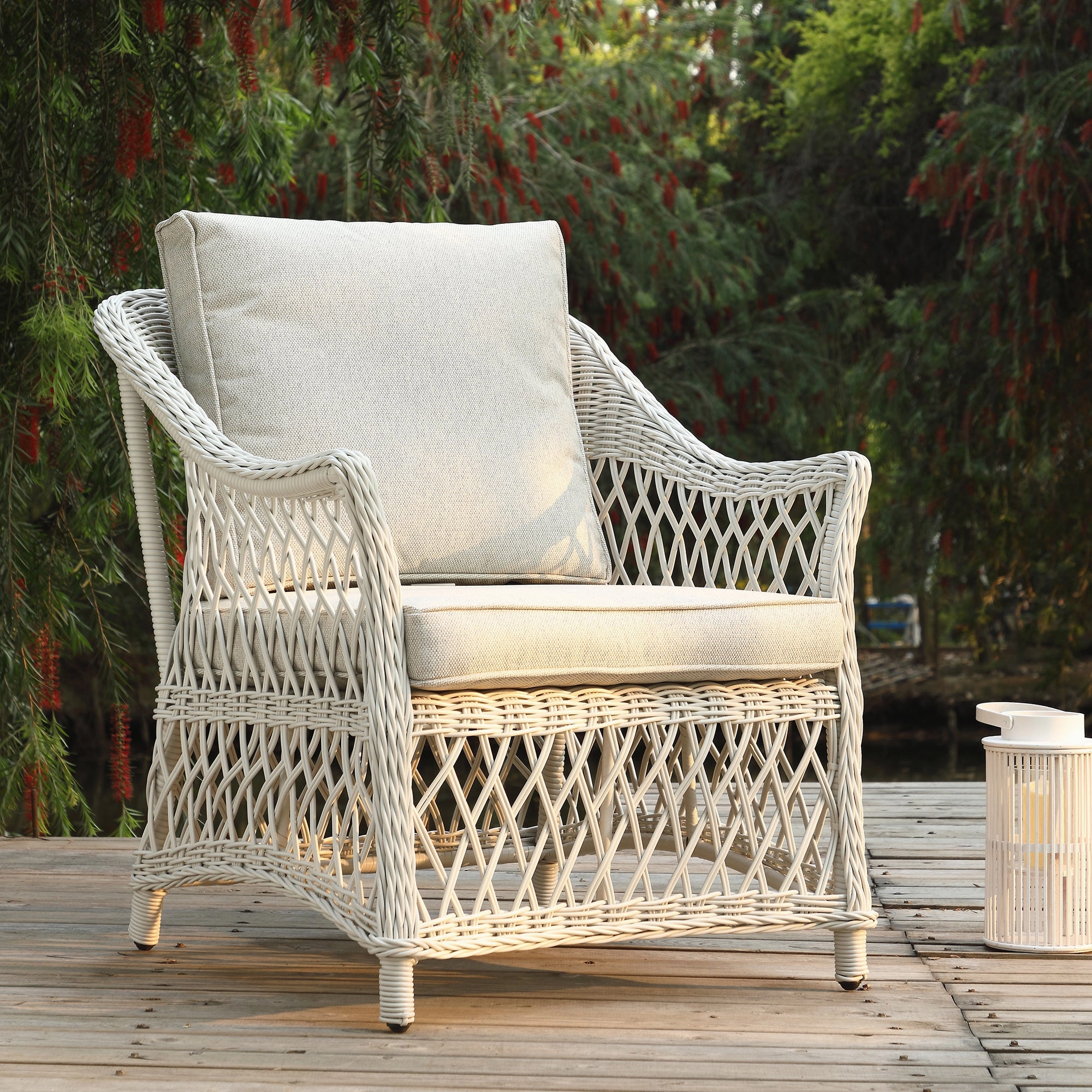 Willowbrook Lattice Weave Rattan 5-Seater Sofa Set with Rising Table, White