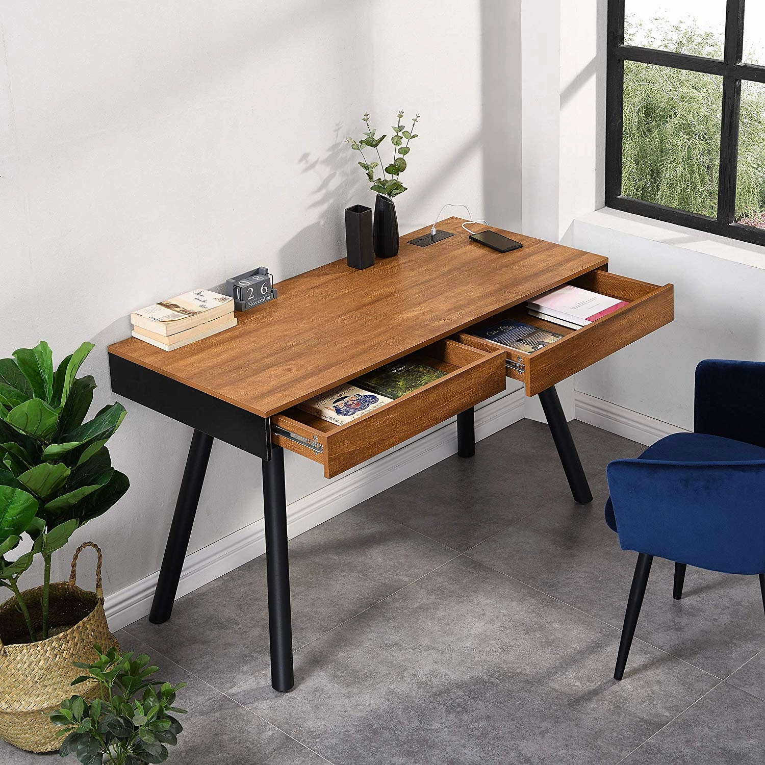 ZERMATT Smart Desk with Built-in Bluetooth/USB Speaker & Charger